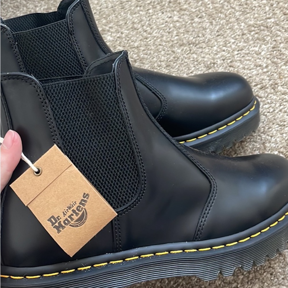 Men’s Doc Martens -11